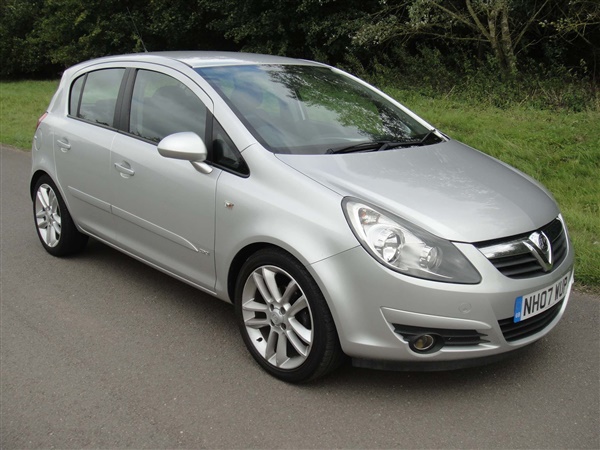 Vauxhall Corsa 1.4 i 16v SXi 5dr