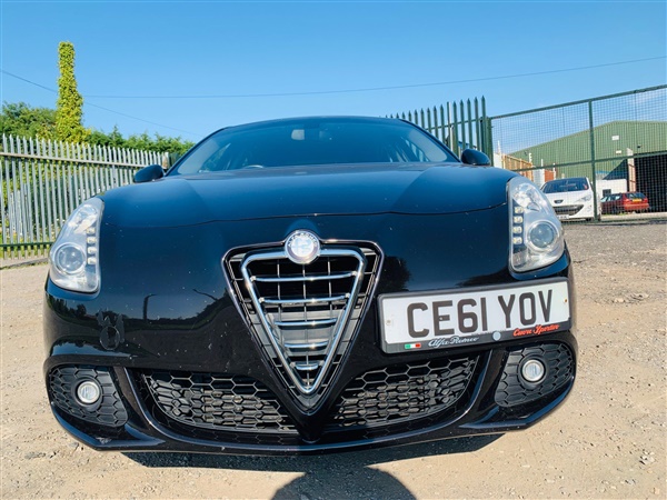 Alfa Romeo Giulietta 2.0 JTDM-2 Lusso 5dr