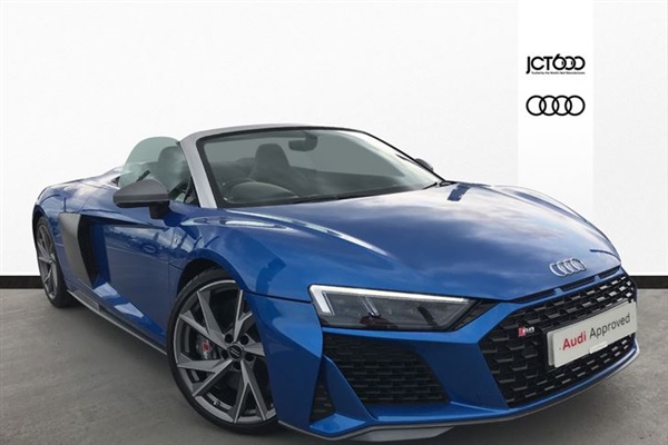 Audi R8 5.2 FSI V10 Quattro Performance 2dr S Tronic Sports