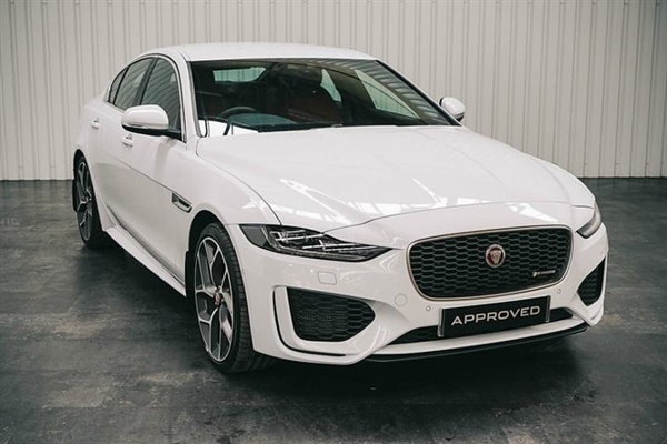 Jaguar XE ) R-Dynamic HSE 4dr Auto AWD