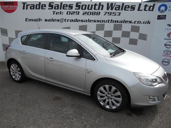 Vauxhall Astra 1.6i 16V Elite 5dr