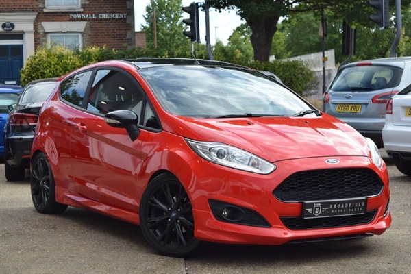 Ford Fiesta ZETEC S RED EDITION