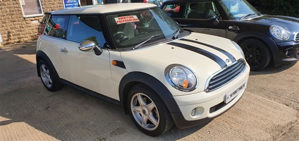 Mini Hatch First FSH Low Miles Alloy`s! 1.4