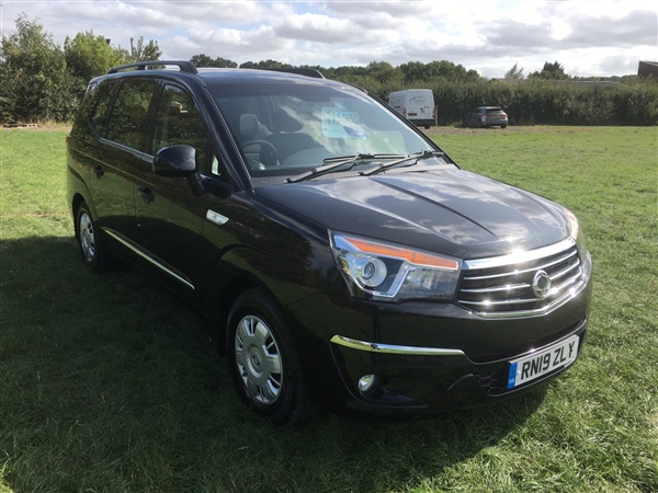 Ssangyong Turismo 2.2 SE 5dr