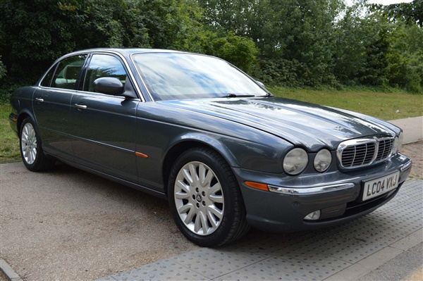 Jaguar XJ Series 3.6 XJ8 SE 4dr Auto