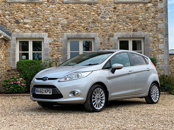 Ford Fiesta 1.6 TDCi [95] Titanium 5dr