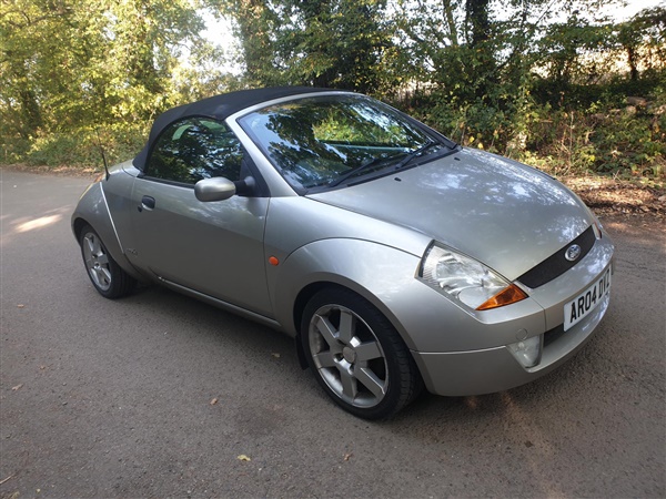 Ford Streetka 1.6i Luxury 2dr Low mileage