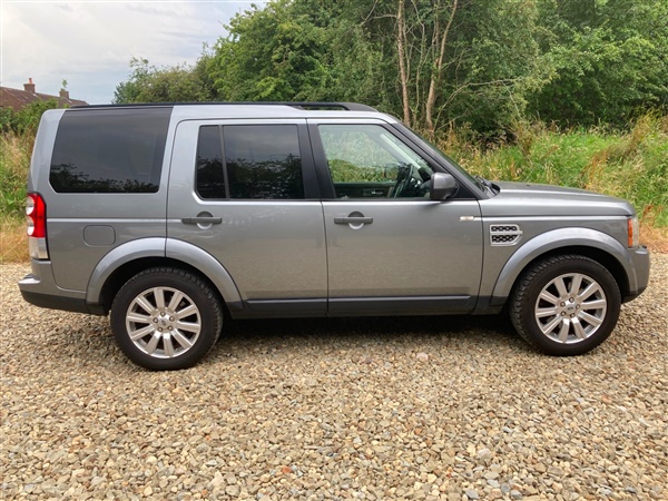 Land Rover Discovery 3.0 SDV XS 5dr Auto new cam belt