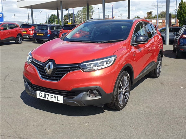 Renault Kadjar 1.2 TCe Signature Nav SUV 5dr Petrol (s/s)