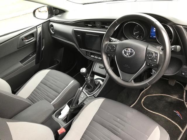 Toyota, AURIS, Hatchback, , Manual,  (cc), 5 doors