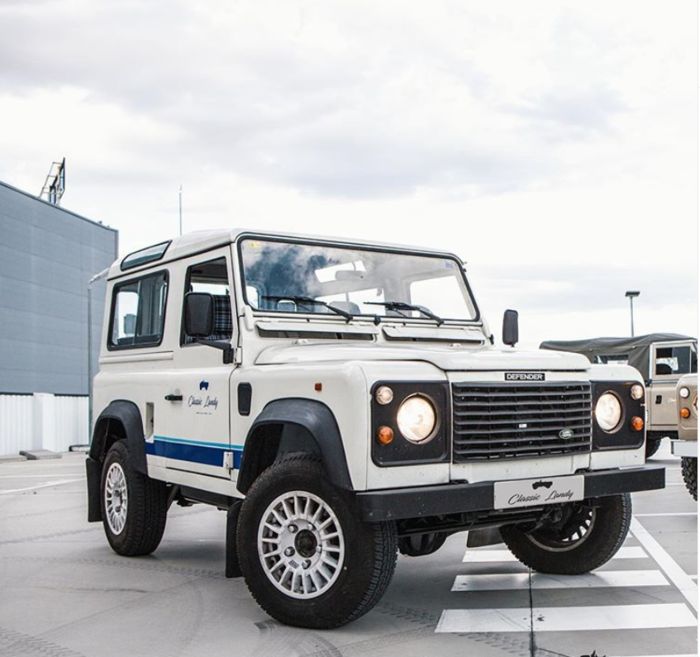 Land Rover - Defender 300 TDi - 