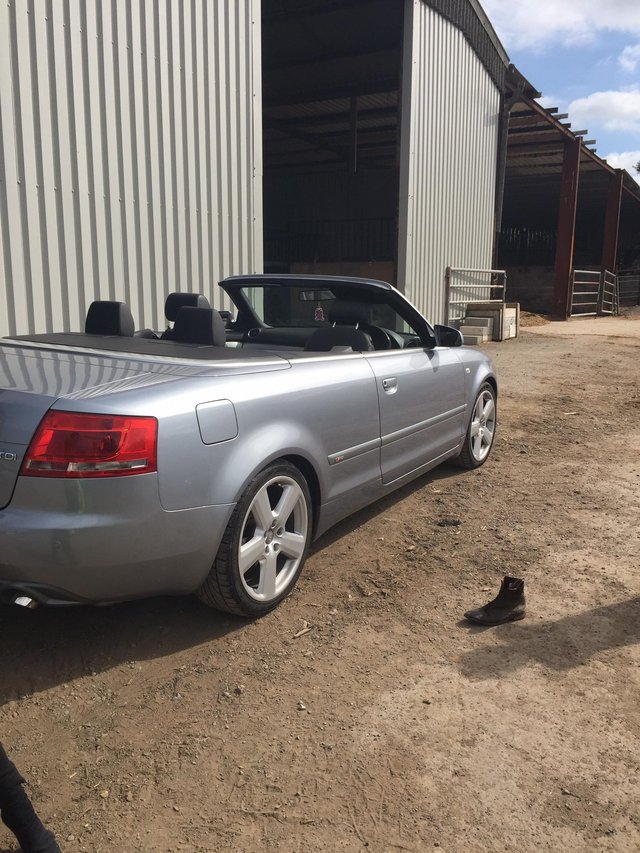 Audi A4 2L TDI S line convertible