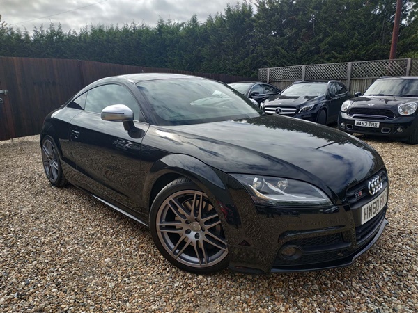 Audi TT 2.0 TFSI Black Edition quattro (s/s) 3dr