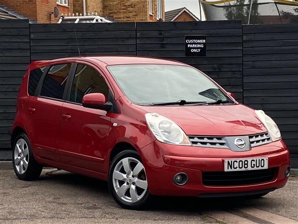 Nissan Note v Acenta R 5dr