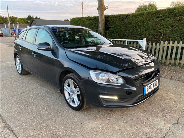 Volvo V60 D] Business Edition DAMAGED REPAIRABLE