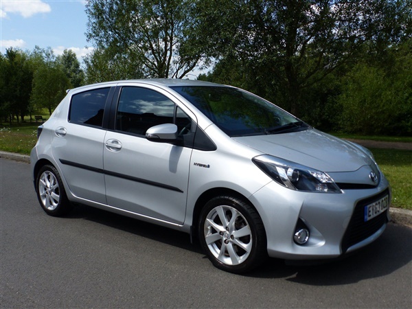 Toyota Yaris 1.5 VVT-h T Spirit 5dr Auto