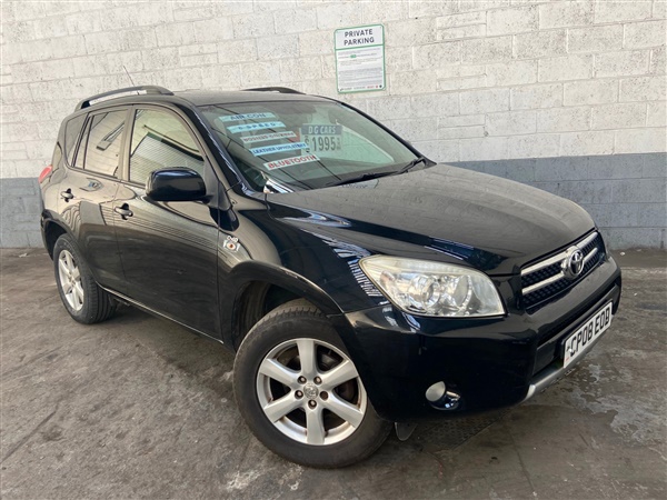 Toyota RAV 4 2.2 D-4D XT-R 5dr - PILES OF HISTORY -