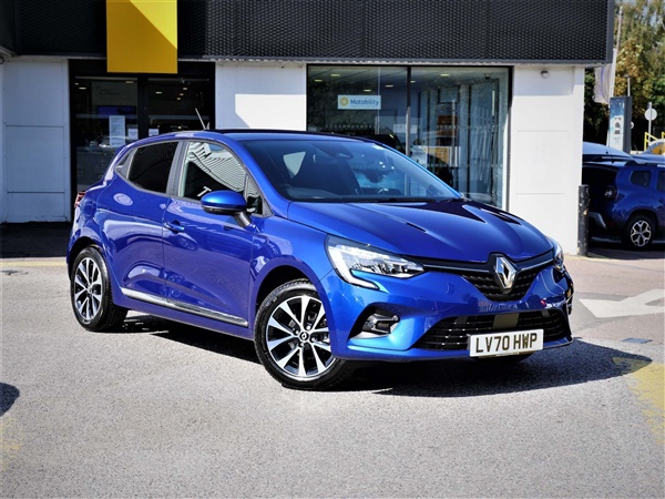 Renault Clio Iconic SCe 75 with BOSE