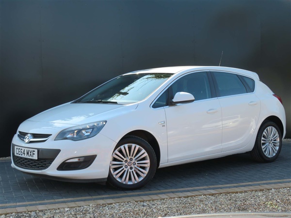 Vauxhall Astra v Excite 5dr