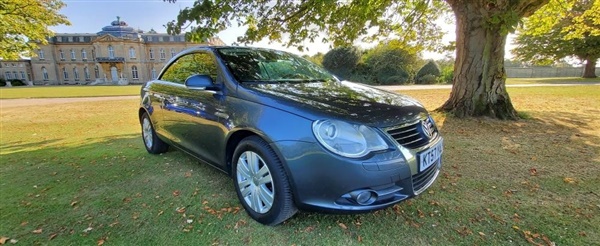 Volkswagen EOS 2.0 TDI CR Sport 2dr