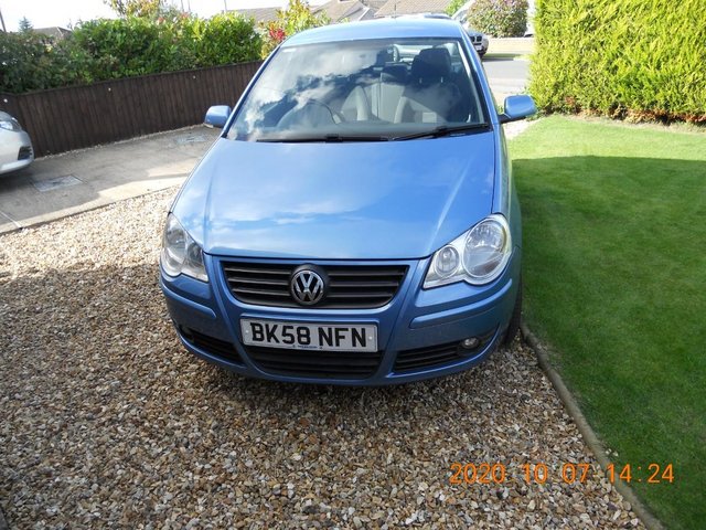 vw polo 1.4 automatic hatchback very good condition