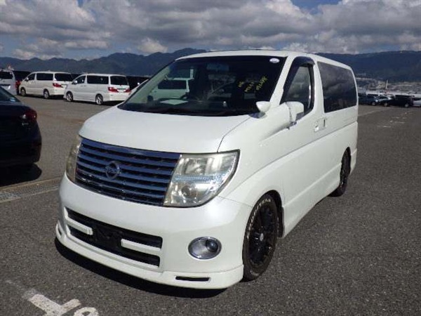 Nissan Elgrand HIGHWAY STAR URBAN SELECTION J PACKAGE Auto