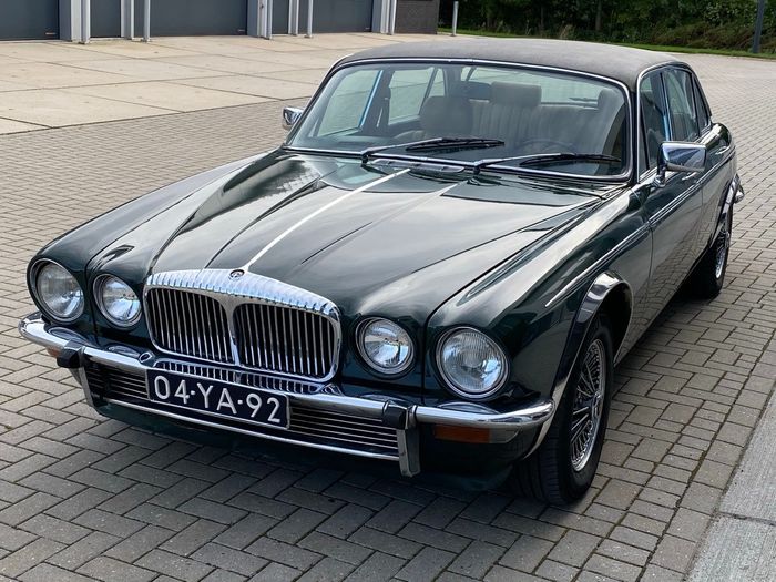 Daimler - Sovereign 4.2 Series 