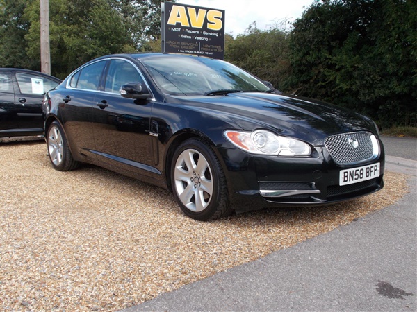 Jaguar XF 2.7d Premium Luxury 4dr Auto