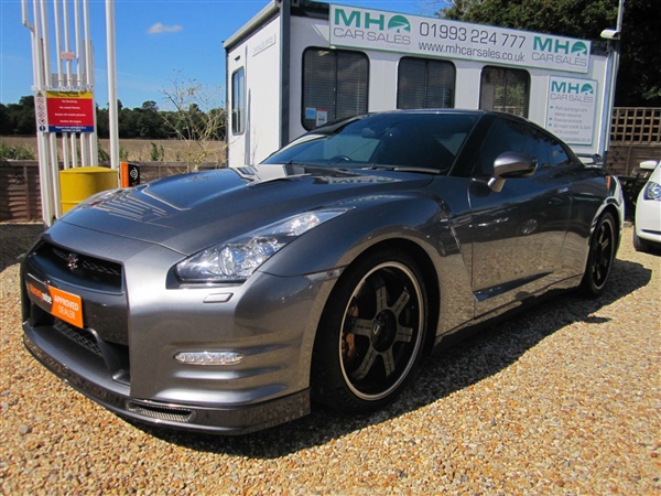 Nissan GT-R 3.8 V6 Track Edition 4WD 2dr Auto