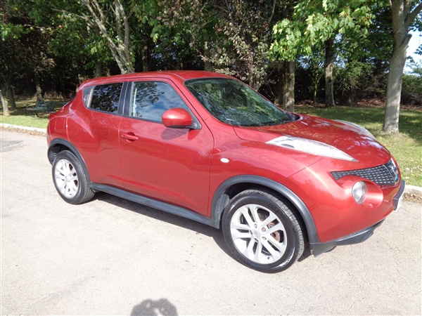 Nissan Juke 1.6 Acenta 5dr [Sport Pack]  miles from new