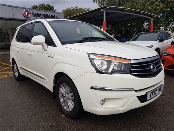 Ssangyong Turismo 2.2 EX 5dr Estate