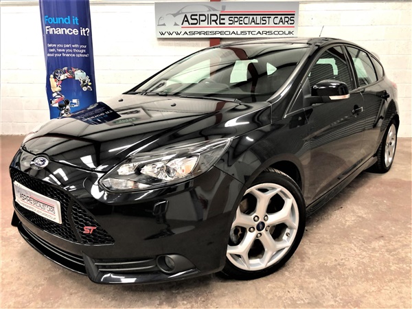 Ford Focus 2.0T ST-3 5dr STAGE-bhp