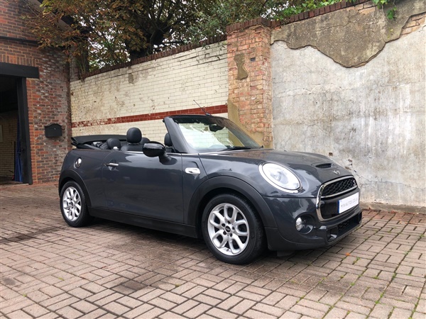 Mini Convertible 2.0 Cooper S 2dr Auto