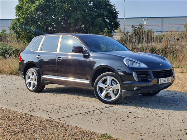 Porsche Cayenne 4.8 S Tiptronic S AWD 5dr