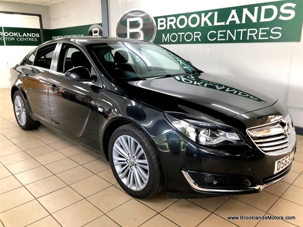 Vauxhall Insignia 1.8i VVT Design 5dr [2X SERVICES & 18in