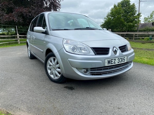 Renault Grand Scenic 1.5 dCi Dynamique S Hatchback 5dr