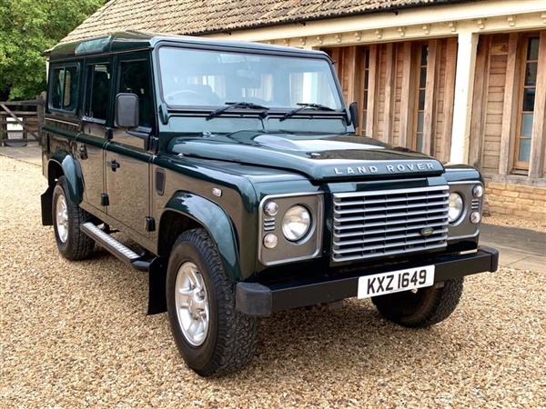 Land Rover Defender TDCI XS 7 Seater Station Wagon