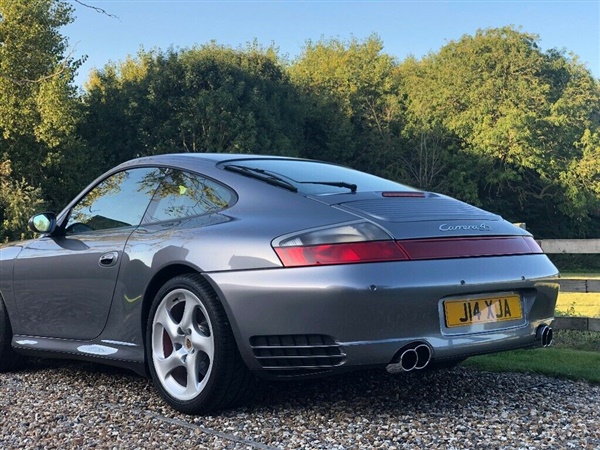 Porsche  CARRERA 4 S (C4S)