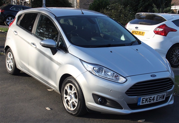 Ford Fiesta 1.6 TDCi ECOnetic Titanium 5dr