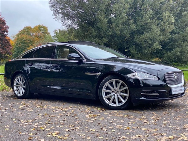 Jaguar XJ Series 3.0 D V6 PREMIUM LUXURY SWB 4d 275 BHP PAN