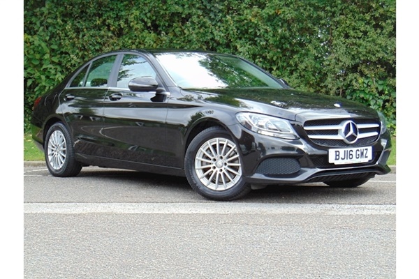 Mercedes-Benz C Class C Class SE 2.1 4dr Saloon Manual