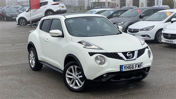 Nissan Juke 1.5 dCi N-Connecta 5dr [Comfort Pack]