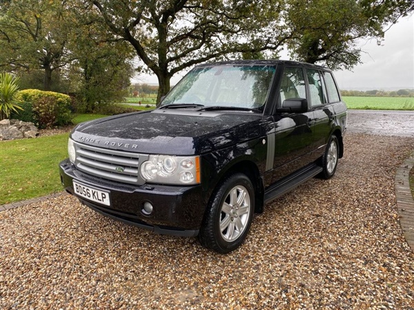 Land Rover Range Rover 3.6 TDV8 VOGUE AUTOMATIC 4X4 - ONLY
