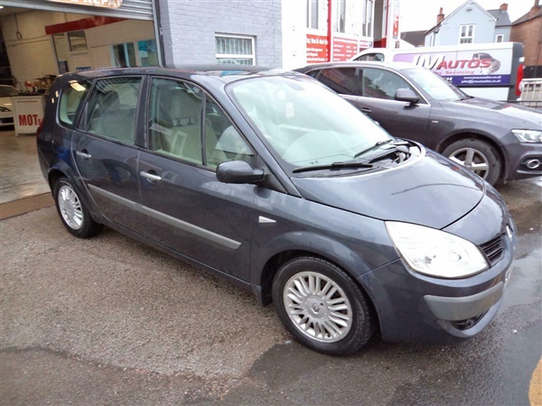 Renault Grand Scenic 2.0 VVT Privilege Auto