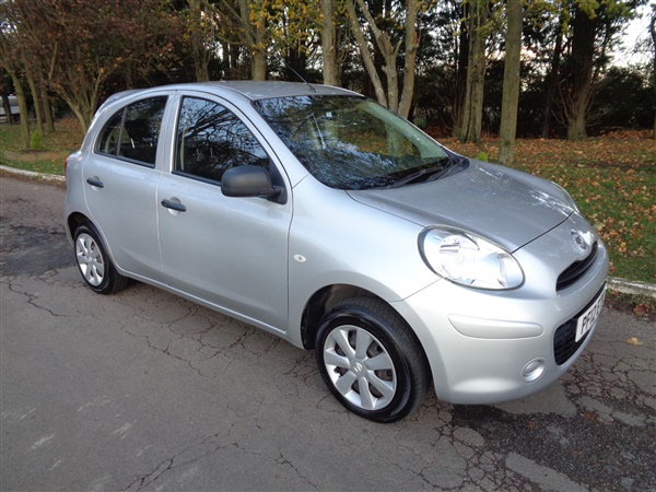 Nissan Micra 1.2 Visia 5dr  miles just been serviced