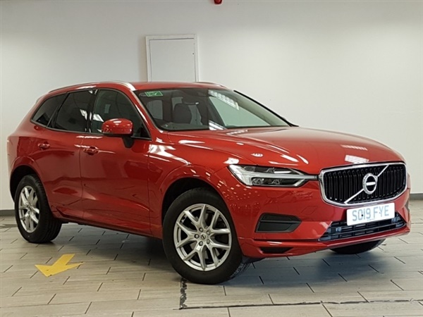 Volvo XC D4 Momentum 5dr AWD Geartronic Auto