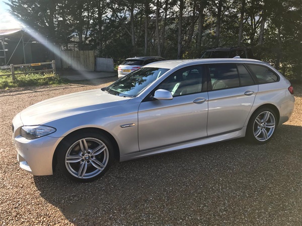 BMW 5 Series 525D M SPORT TOURING Auto