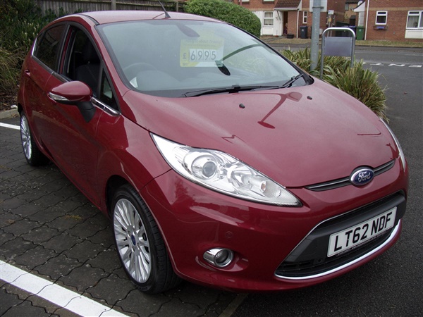 Ford Fiesta 1.4 Titanium 5dr Auto