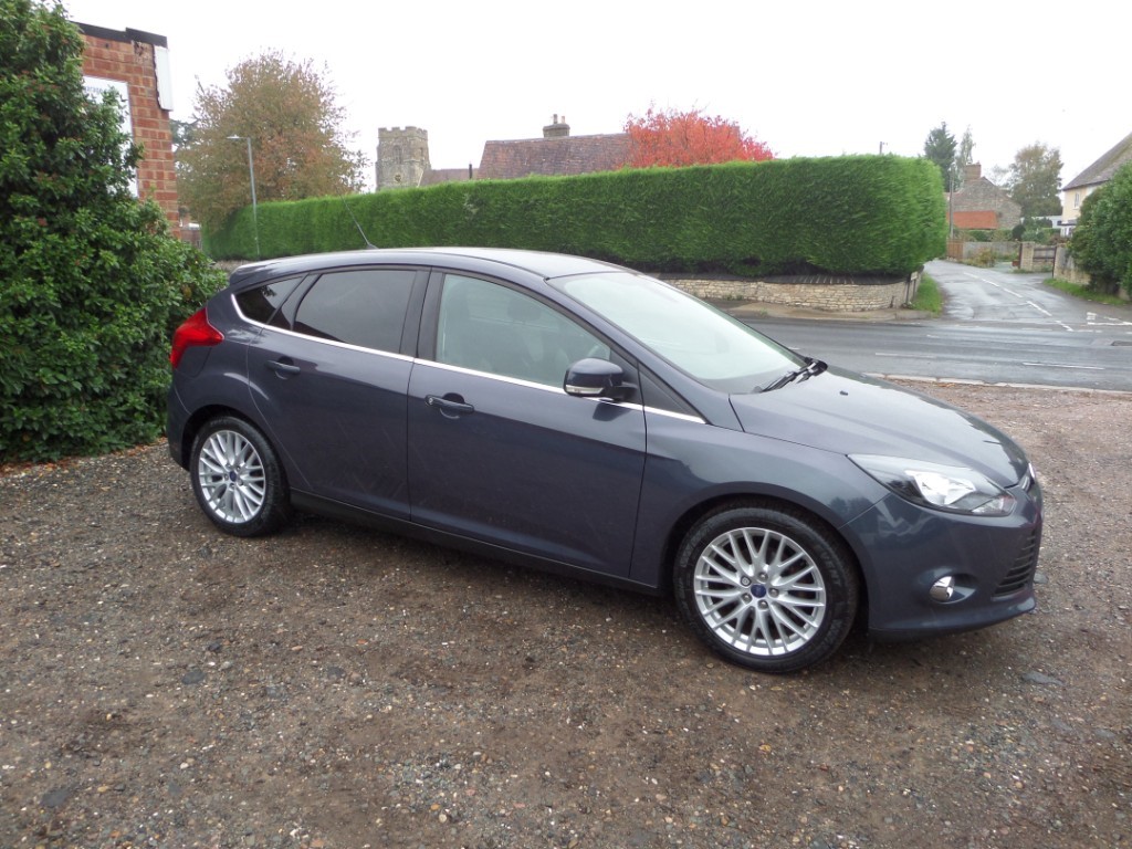  Ford Focus 1.0 SCTi (125ps) EcoBoost Zetec Hatchback 5d