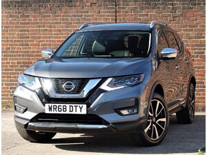 Nissan X-Trail  in London | Friday-Ad